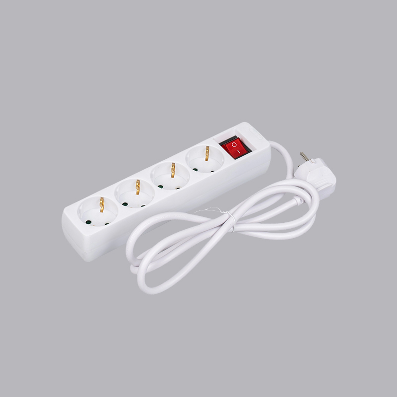LOB-04K Német típusú téglalap alakú 4 utas elosztó kapcsolóval Multi-Socket