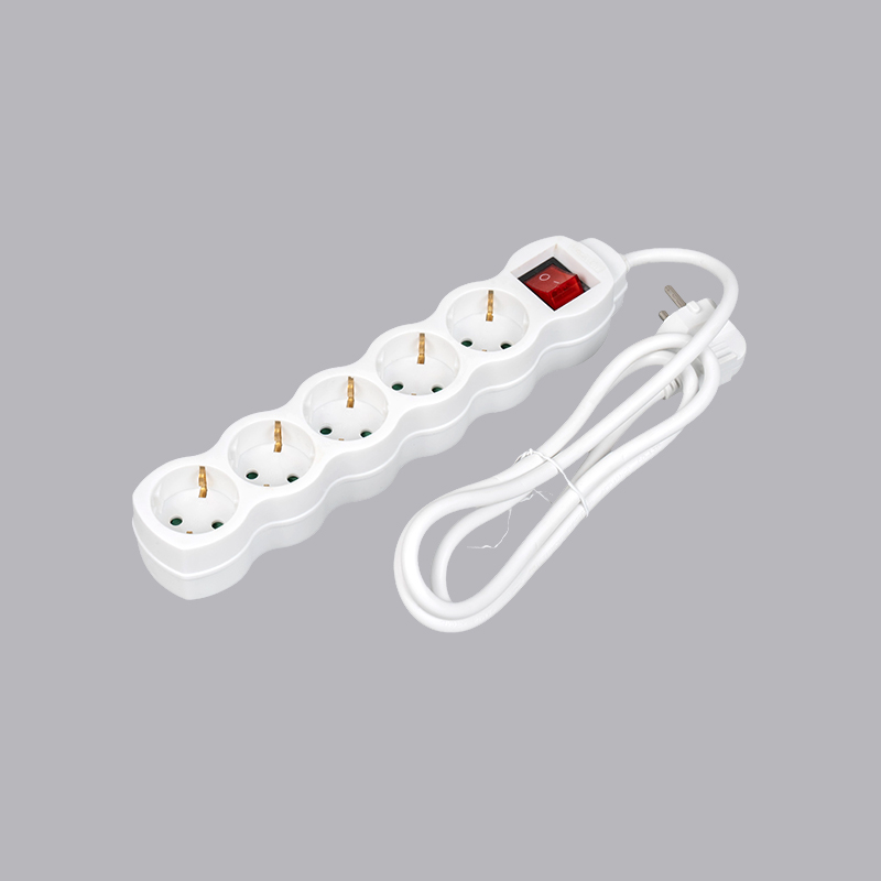 LOG-05K Német típusú tök alakú 5-utas elosztó kapcsolóval Multi-Socket