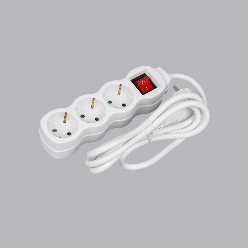 LOG-03KL Német típusú tök alakú 3 utas elosztó húzógyűrűvel és kapcsolóval Multi-Socket