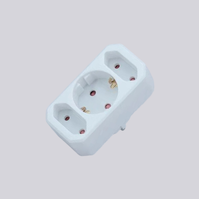 G01-01/2 német típusú egy kerek dugós és két lapos dugós adapter